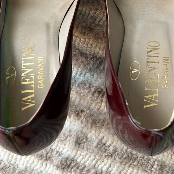 Patent Leather Pumps - Picture 8 of 13